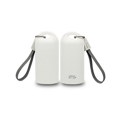 Compact Power on the Go: 4400mAh Mini Keychain Charger