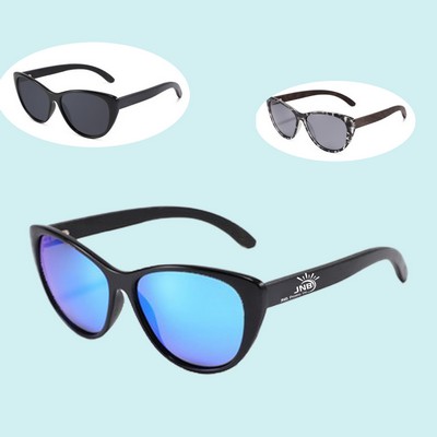 Fashionable Cat Eye Framed Sunglasses with UV Protection