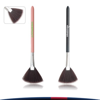 Fan Makeup Brush