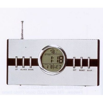 6 1/4"x1 3/4"x3 3/8" FM Radio & Round Face Clock