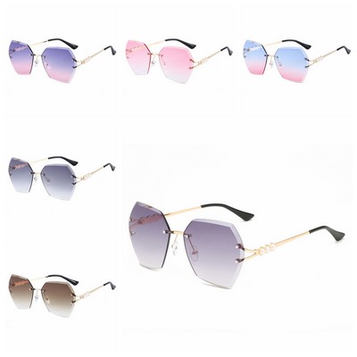 Irregularly Shaped Retro Rimless Oversize Sunglasses