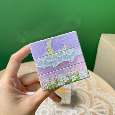 2.2 " x 2.2 " Fun Cube