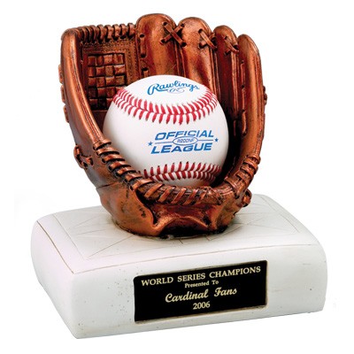 6 ½" Baseball Glove Trophy