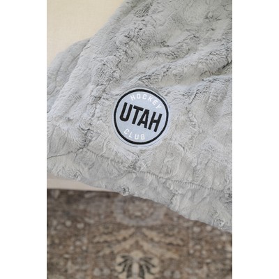 Patterned Faux Fur Zippered Gray-Throw