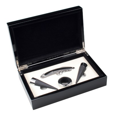 Essential Wine Gift Set in Wooden Box