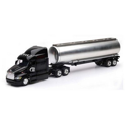 1:43 Scale Peterbilt 387 Oil Tanker (u)