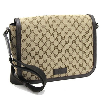 Gucci Gucci Gg Canvas Messenger Bag