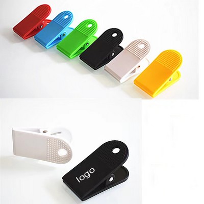 Universal Plastic Clip