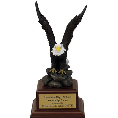 9" Resin Eagle Sculpture w/Wood Base & Engraving Plate