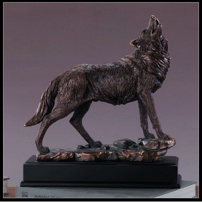 Wolf Figurine, 12"W x 13"H