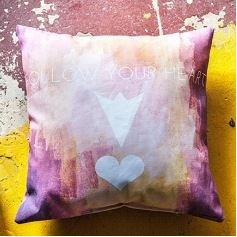 Spun Polyester Pillow (20"x20")