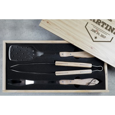 3-Piece BBQ Set in Wooden Pine Box