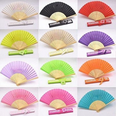 Bamboo-Ribbed Fan