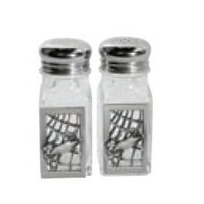 Crab Net Salt & Pepper Shakers (2 Piece Set)