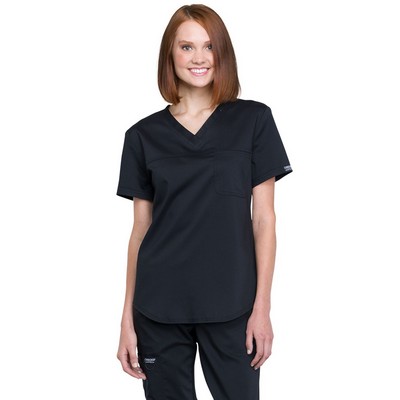 Cherokee - Workwear Revolution - Tuckable V-Neck O.R. Top