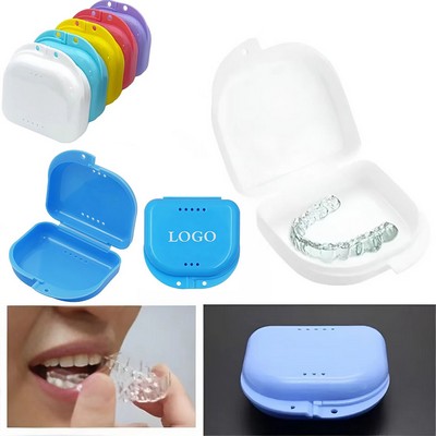 Retainer Case with Vent Holes