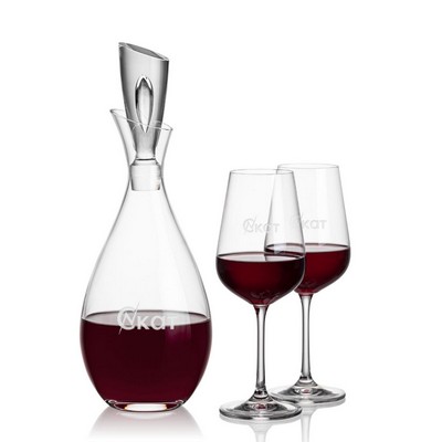 Juliette Decanter & Laurent Wine