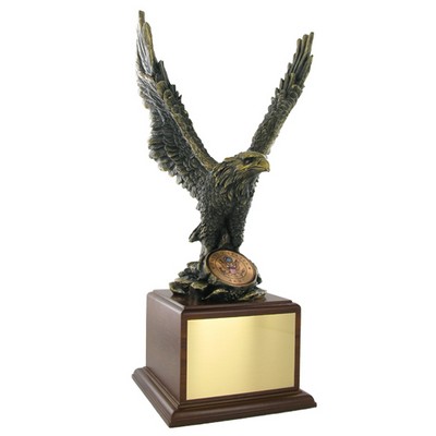 15 ½" Brass Electroplated Eagle Trophy w/2" Diameter Insert Space