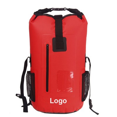 30 L. Waterproof Backpack With Zipper Pocket