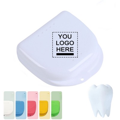 Retainer Case with Vent Holes